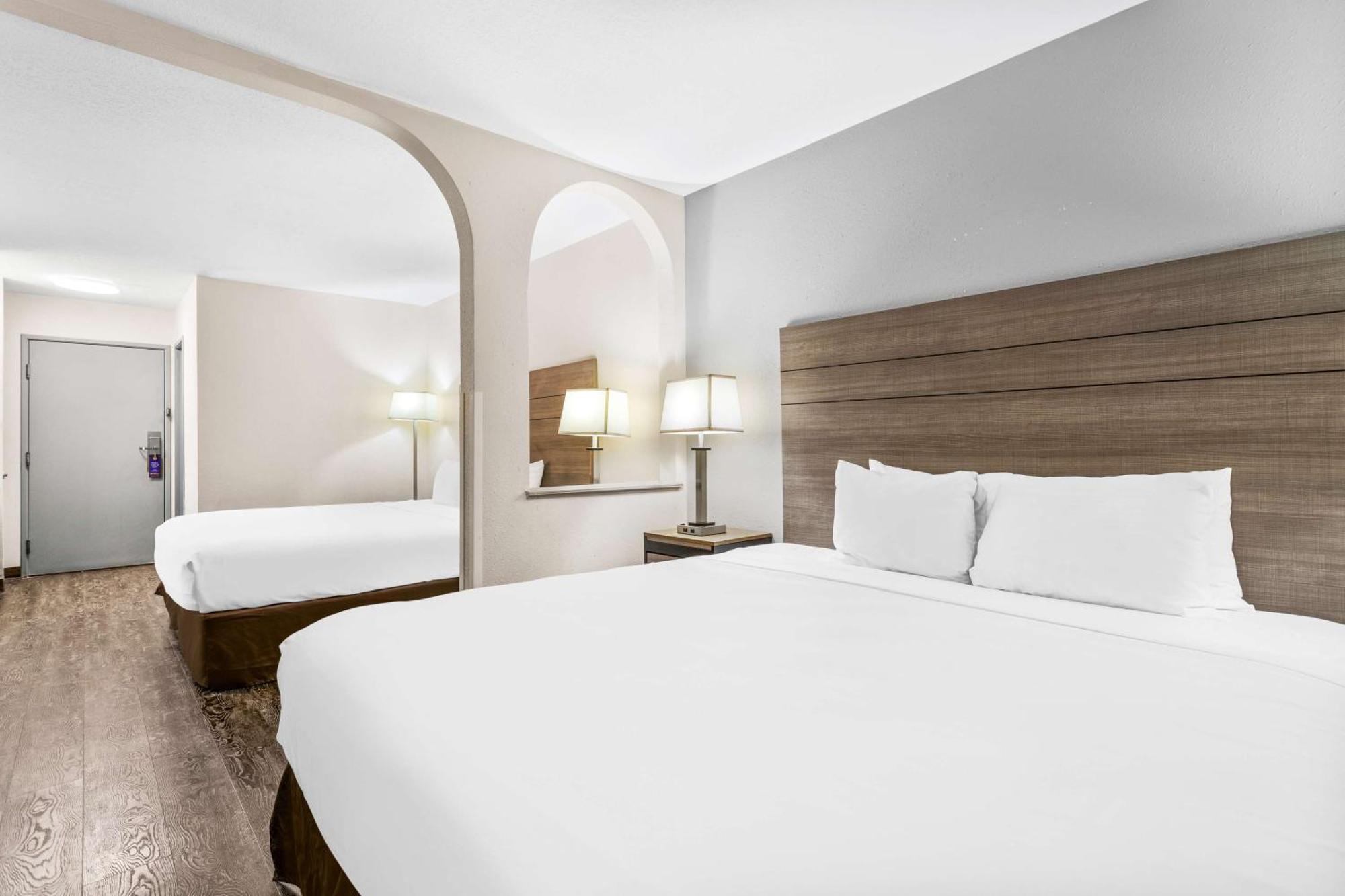 Surestay Hotel By Best Western Albuquerque Midtown Екстериор снимка