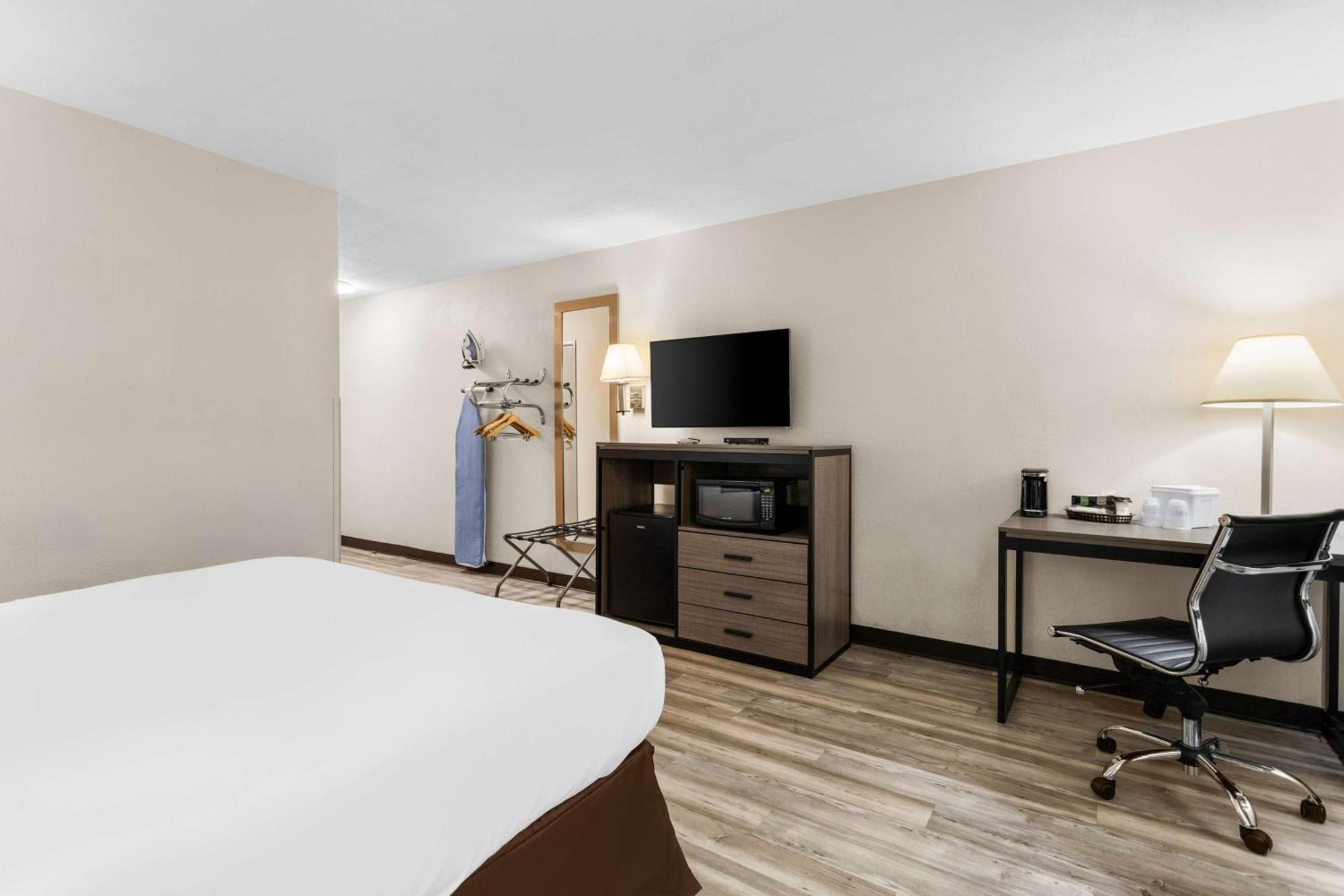 Surestay Hotel By Best Western Albuquerque Midtown Екстериор снимка